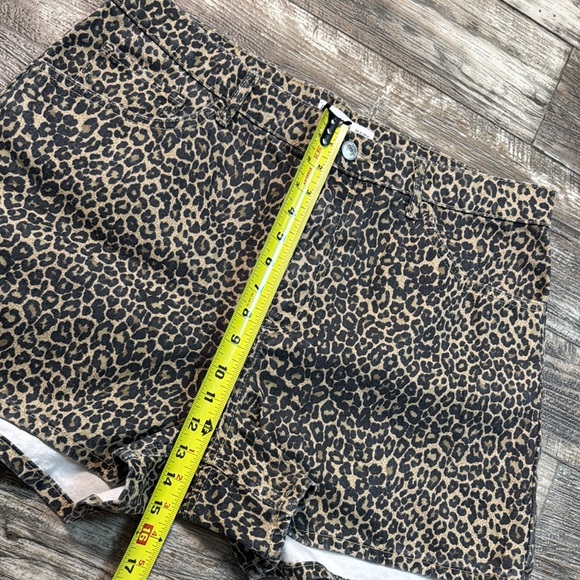 MNG Women's Leopard Print Shorts, Sise - Picture 8 of 9